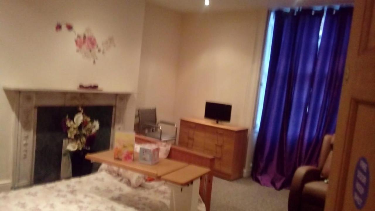 Carer 4 You Residential Home Upholland Екстериор снимка