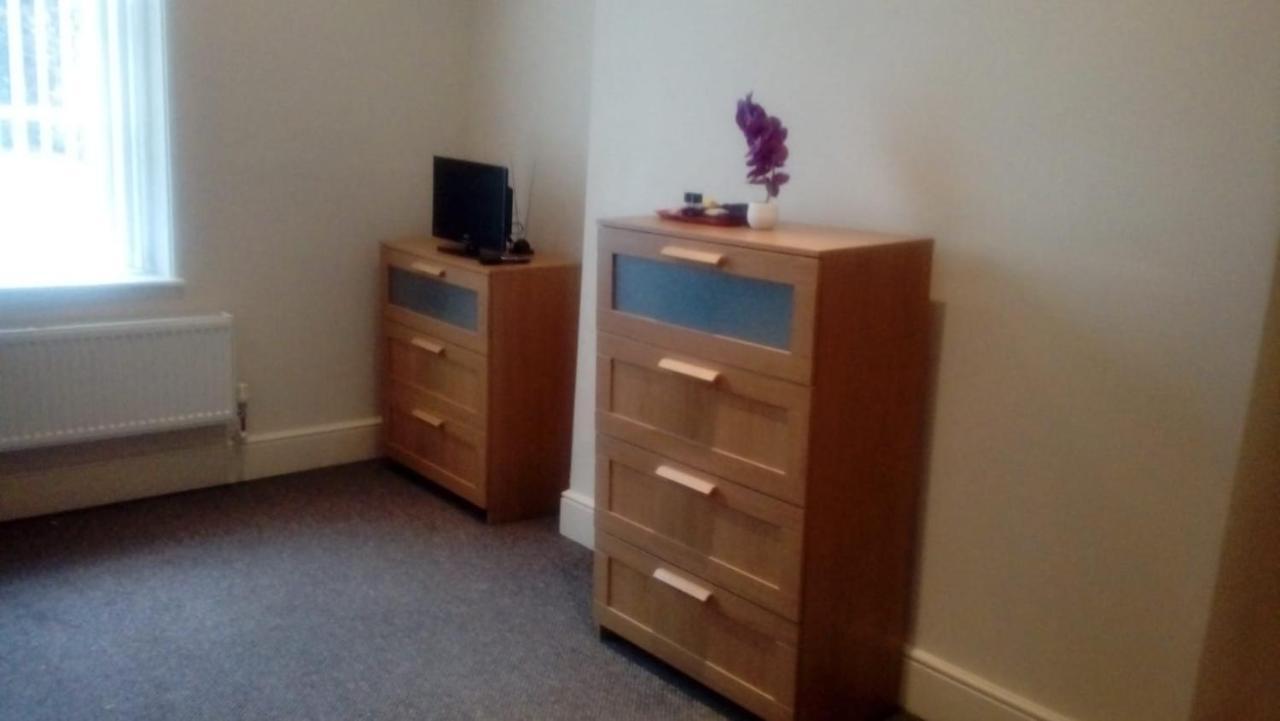 Carer 4 You Residential Home Upholland Екстериор снимка